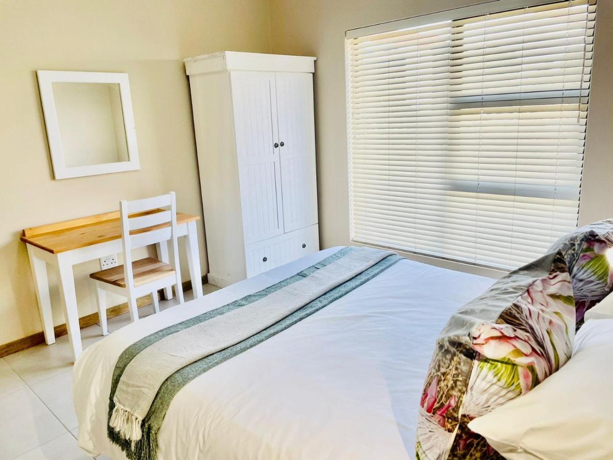 Travalia Guest Farm Villa Nelspoort Bagian luar foto