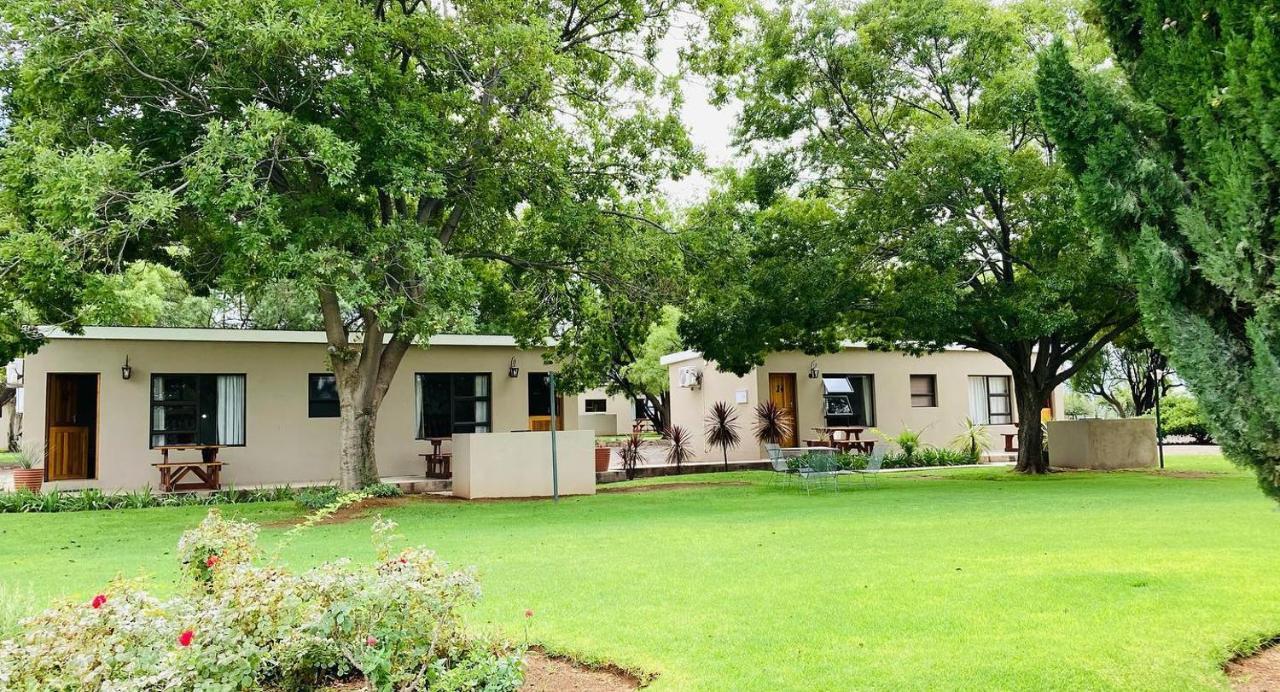 Travalia Guest Farm Villa Nelspoort Bagian luar foto