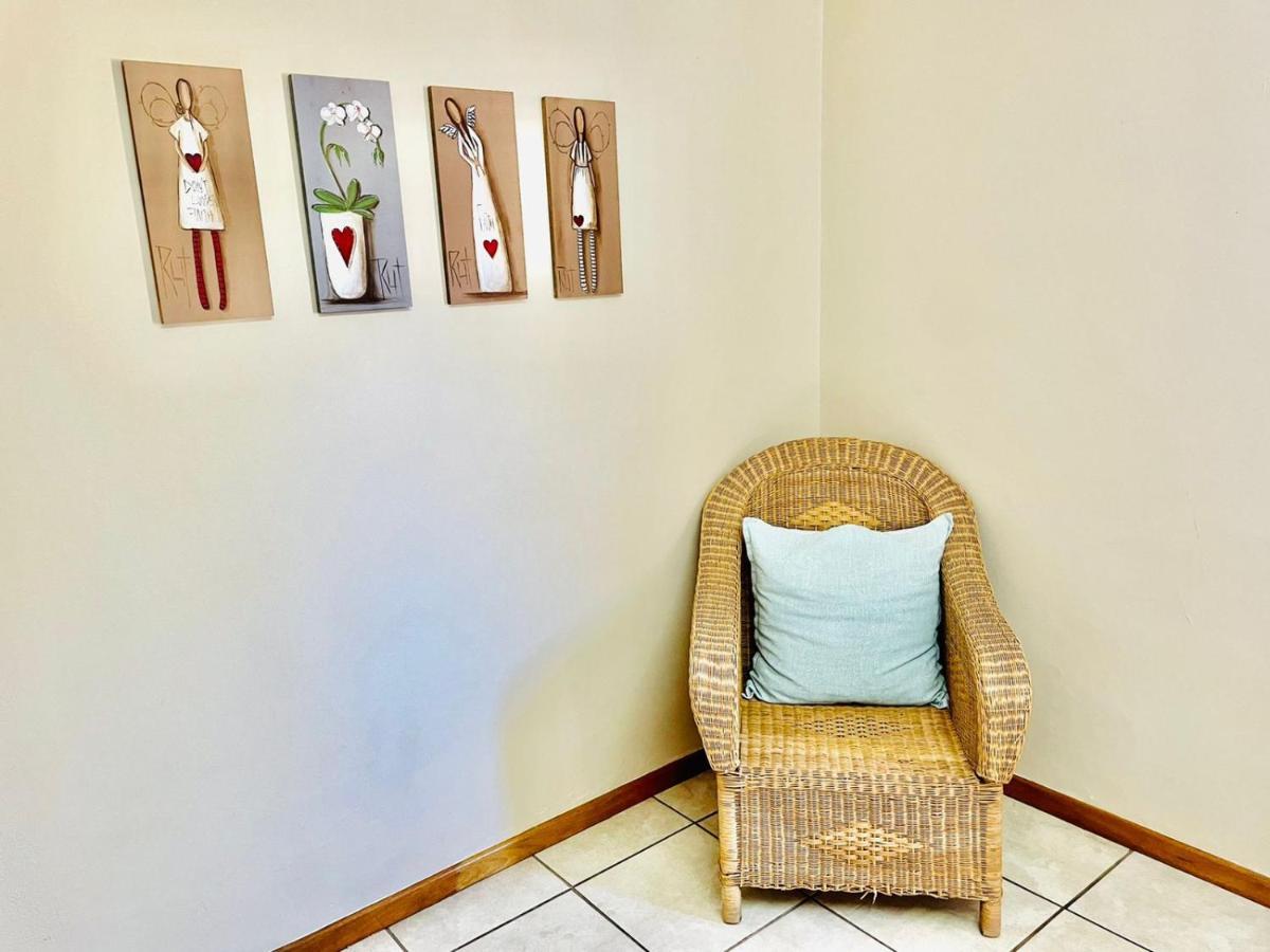 Travalia Guest Farm Villa Nelspoort Bagian luar foto